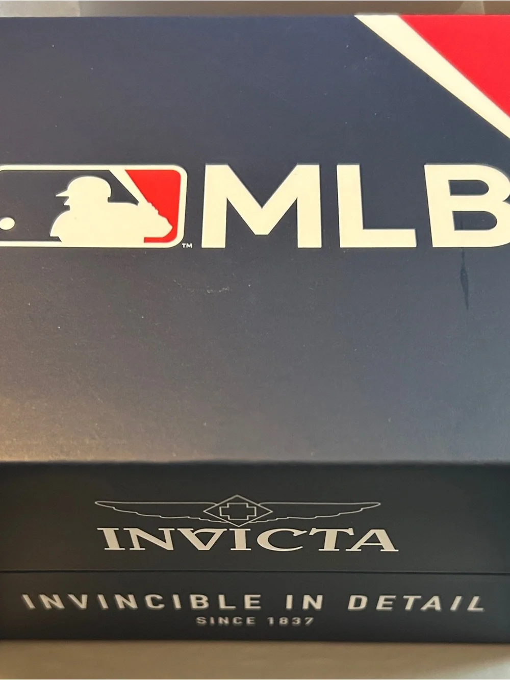 Invicta Pro Diver NY Yankees with MLB box